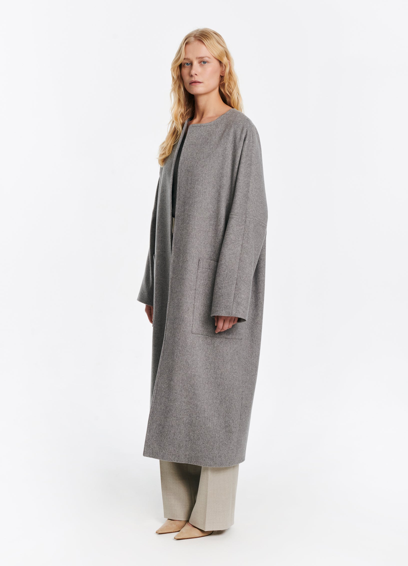 SCHOENBACH oversized collarless baby alpaca wool coat in light grey, side view