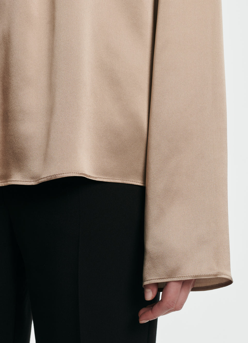 SCHOENBACH pleat-detailed silk blouse in beige, sleeve detail